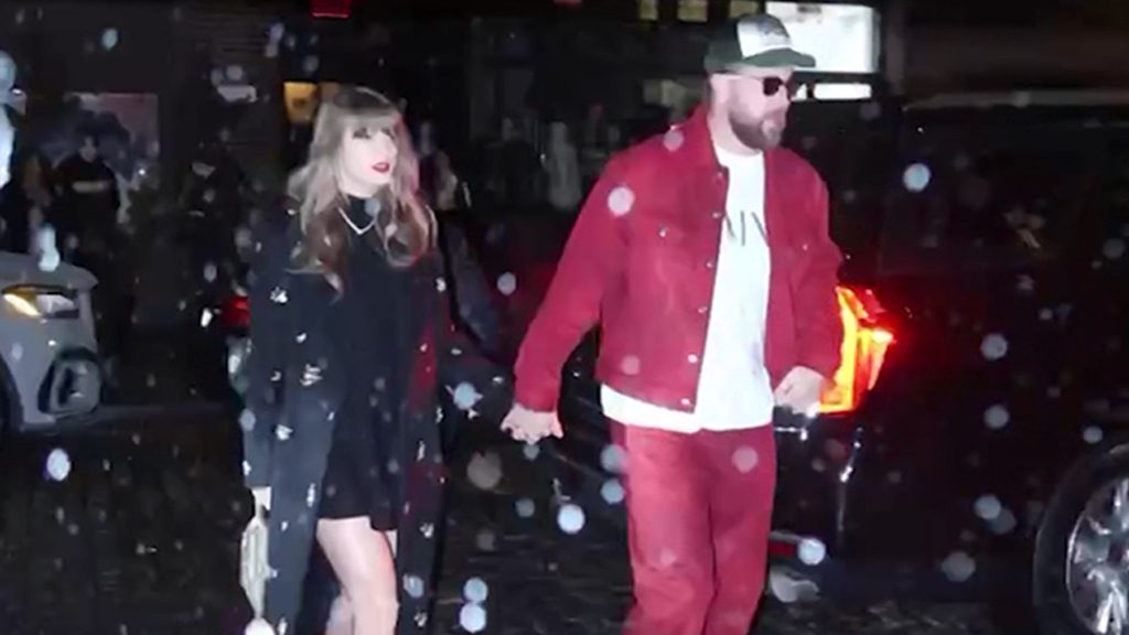 Taylor Swift dan Travis Kelce Menghantam Big Apple Untuk Makan Malam Lagi!