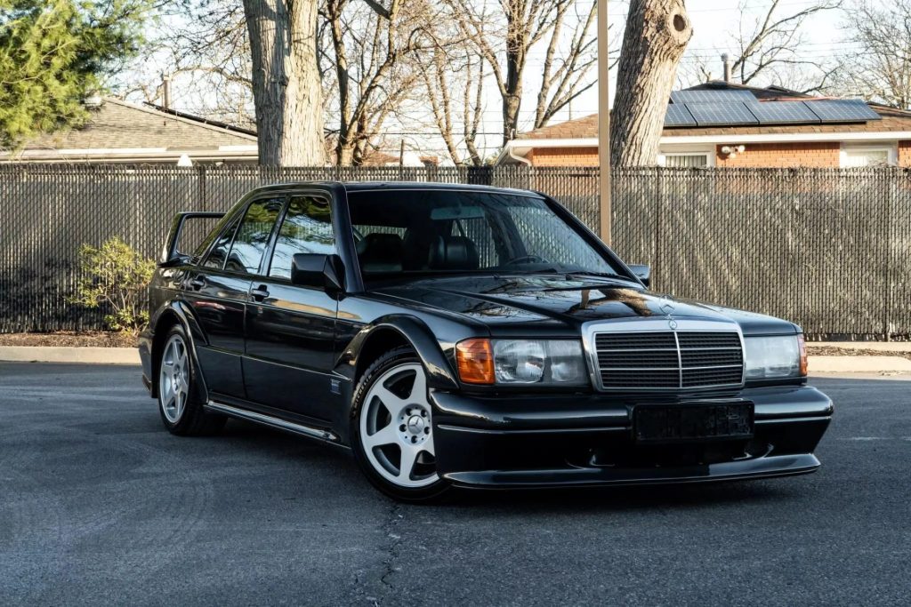 1990 Mercedes-Benz 190E Evolution II Selesai Warna Biru-Hitam Metalik Untuk Dijual