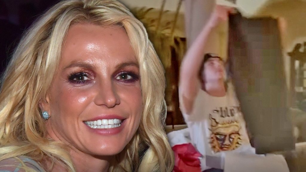 Britney Spears Berbagi Sekilas Pagi Natal Usai Reuni Dengan Son Jayden