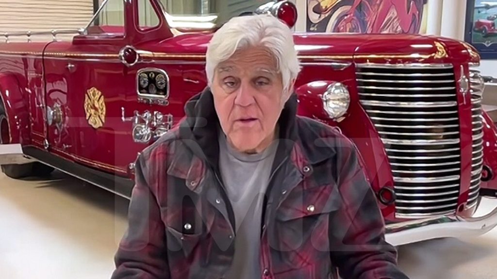 Jay Leno Membandingkan Kamp Kebakaran Hutan LAFD dengan ‘Operasi Militer’