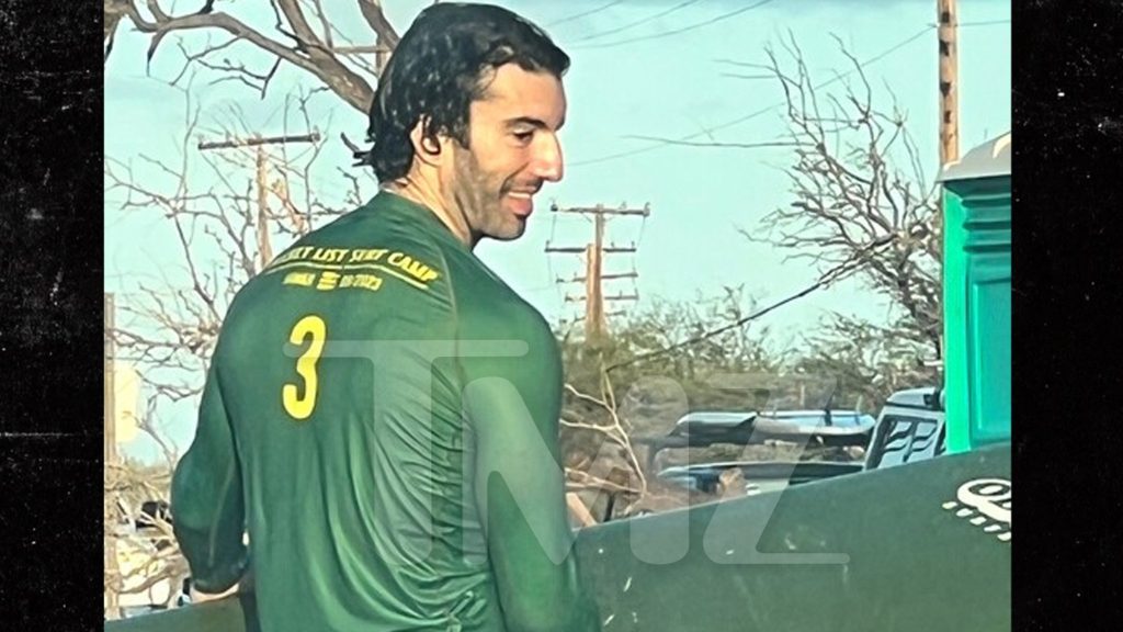 Justin Baldoni Semua Tersenyum Berselancar di Tengah Semaraknya Perang ‘It Ends With Us’ Blake