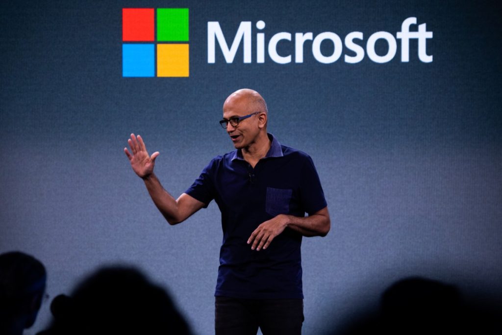 Microsoft akan menggelontorkan  miliar untuk pengembangan cloud dan AI di India