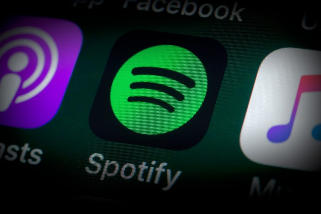 Program mitra Spotify untuk host podcast kini tersedia