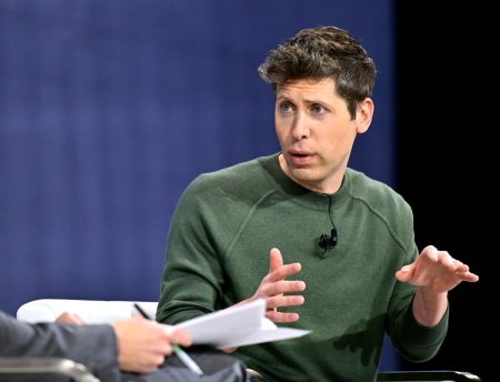 CEO Openai Sam Altman mengatakan perusahaan itu ‘keluar dari GPU’