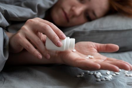 10 Bahaya Sering Konsumsi Obat Tidur