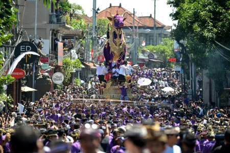 10 Upacara Adat Bali Paling Menarik Dan Populer, BerIKUT Maknanya