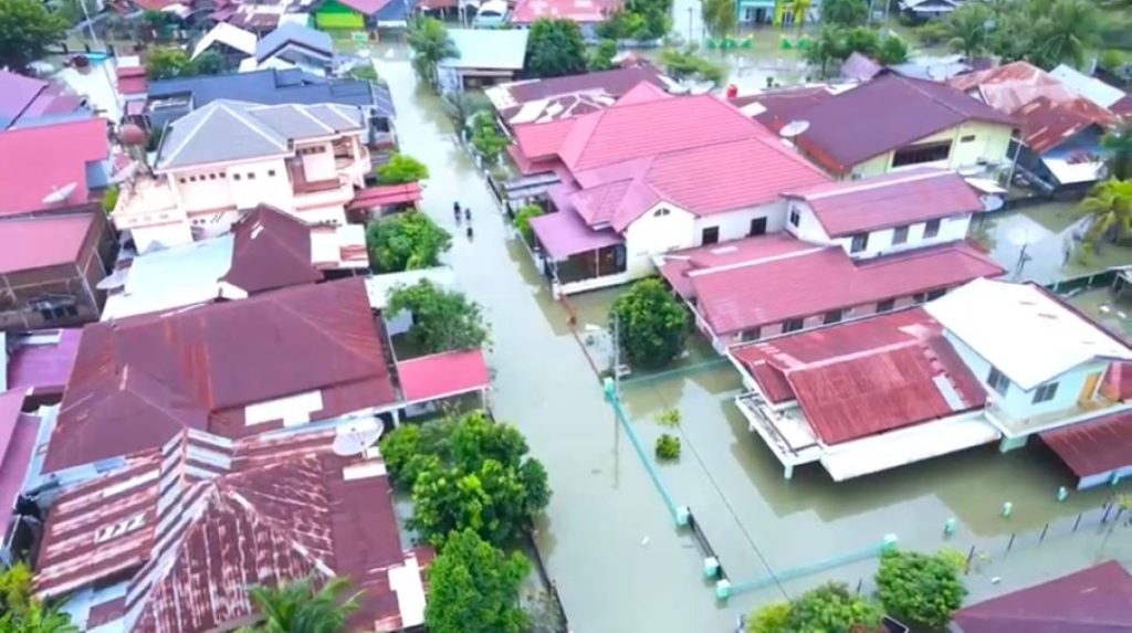 23 Daerah Terendam, 3 orang meninggal akibat banjir bandar lampung