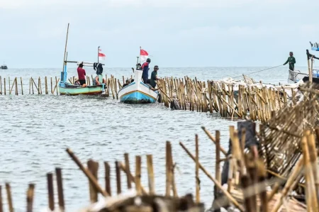 Bareskrim Polri Geledah Kantor Dan Ruci Kades Kohod Terkait Pagar Laut