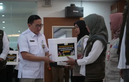 DISTRIBUSANI KEMEMEN 652 Ribu Dosis Vaksin PMK Tahap 2 Ke Jawa Timur