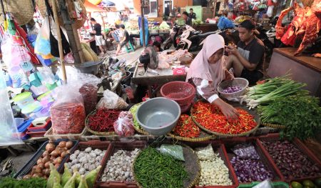 HARGA BAHAN POKOK NAIK, POLRI IMBAU PEDAGANG JUAL SESUAI HARGA WAJAR