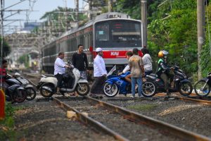 Kai Pemasangan Palang Pintu Perlintasan Ka Tanggung Jawab Pemerintah