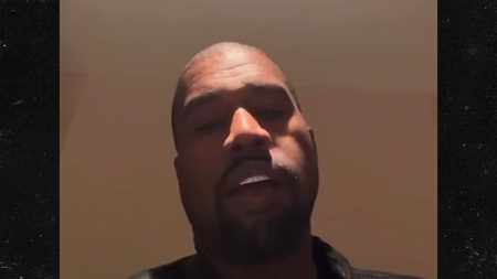 Kanye West Menyangkal Berkolaborasi di Lagu Barker Barker Barkama Bhad Bhabie