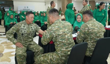 Kostrad Gelar Donor Delah Dalam Rangka Hut Ke-64