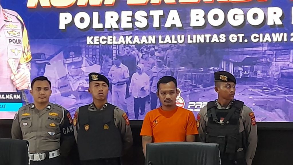 Laka Maut Gt Ciawi, Berbaju Oranye Sopir Truk Resmi Ditahan