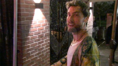 Lance Bass mengungkapkan apakah ada biopik *nsync dalam karya