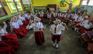 Lestari Moerdijat Regulasi Pendidikan Tinggi Haru Sinkron Dan Dibenahi