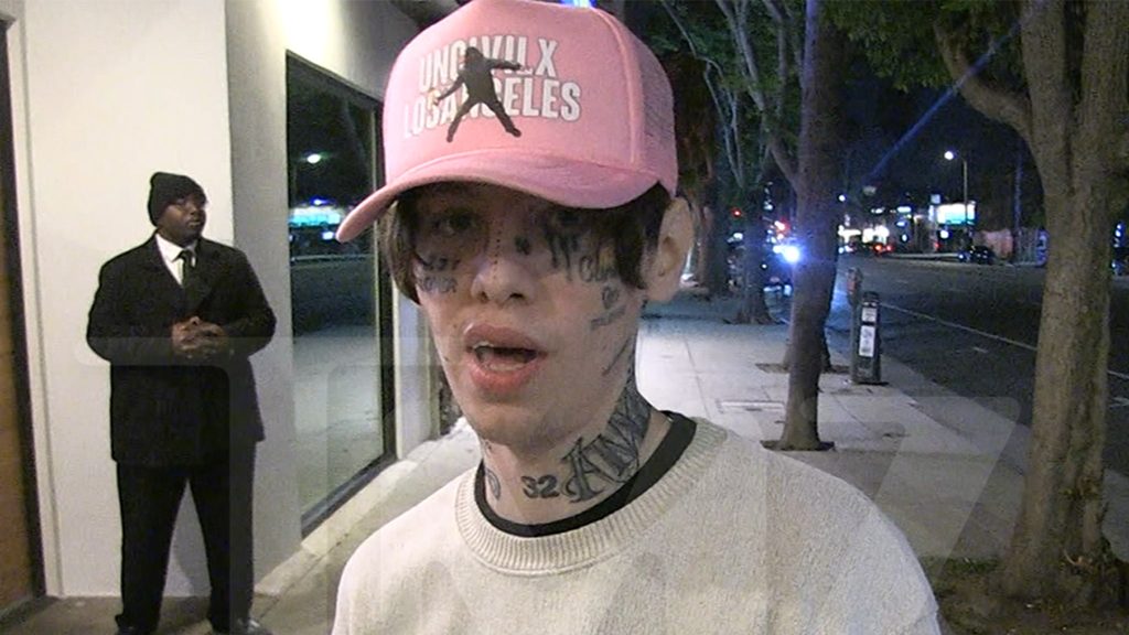 Lil Xan mengonfirmasi dia 3 tahun yang sadar, memuji orang yang dicintai & label baru