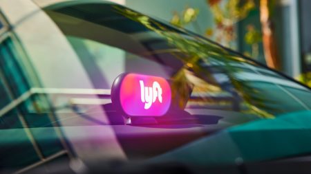 Lyft untuk meluncurkan robotaxis bertenaga mobileye ‘segera setelah 2026,’ dimulai dengan Dallas