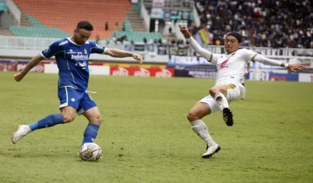 Marc Klok Targetkan Persib Raih Hasil Positif Kontra Persija