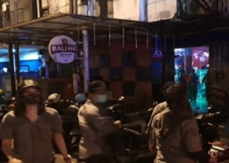 Meresahkan Waraga, Tempat Hiburan Malam Kota Semarang Disegel Polisi