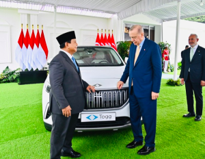 Mobil Listrik Pemberian Erdogan Akan Dilaporkan Ke KPK