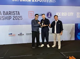 Muhammad Aga Juara 1 Indonesia Barista Championship 2025, Kreasikan Kopi Santan Santan