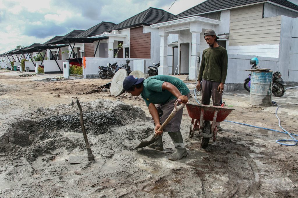 PEMERINTAH LIBATKAN UMKM LOKAL DALAM PROGRAM TIGA JUTA RUMAH