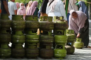 POLISI UNGKAP SINDIKAT Pengoplos Elpiji 3 kg menjadi 50 kg, cek Cara Mengenali Gas Oplosan