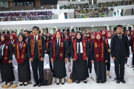 PPG UMS CETAK SEJARAH BARU, LUULUSKAN 10.746 Guru Profesional