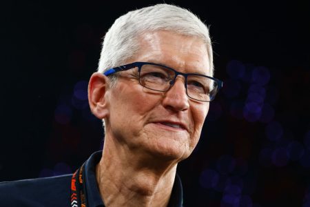 Pemegang Saham Apple Memilih Proposal Anti-DEI