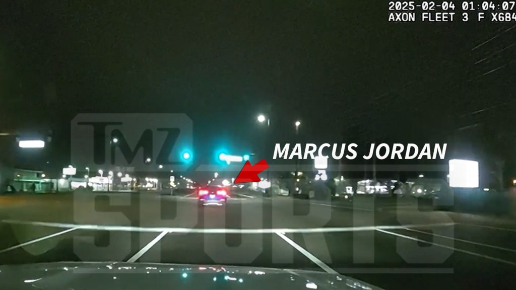 Pengejaran Polisi Marcus Jordan Diambil di Dashcam Video