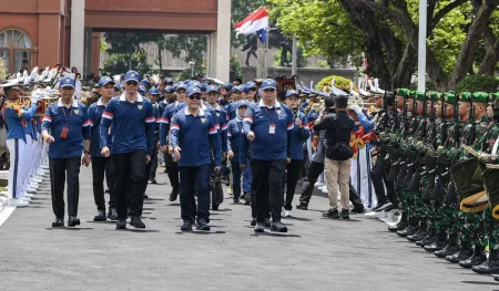 Prabowo Lakukan Efisiensi Anggraran, Tetapi Retreat Kepala Daerah Tetap Dielas