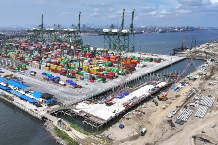 Proyek PTPP, Terminal Pembangunan Kalibaru Tahap 1b Di Pelabuhan Tanjung Priok Capai 75 Persen