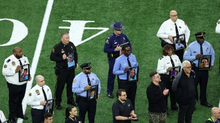 Super Bowl memberikan penghormatan kepada korban serangan teror NOLA, tragedi AS lainnya