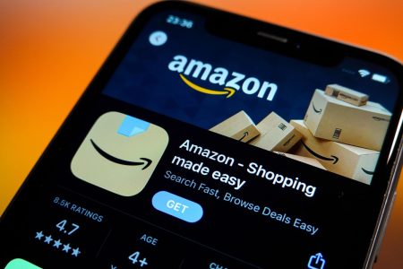 Tes Amazon Mengirim pelanggan langsung ke situs web merek saat tidak menyimpan produk mereka