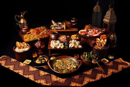 Voyage Resto Bar Mempersembahkan Rasa Legenda Empat Tangan Iftar Buffet Di Ramadhan INI