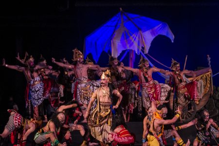 Wayang Orang Pertunjukan Teater yang Memerankan Kisah Pewayangan