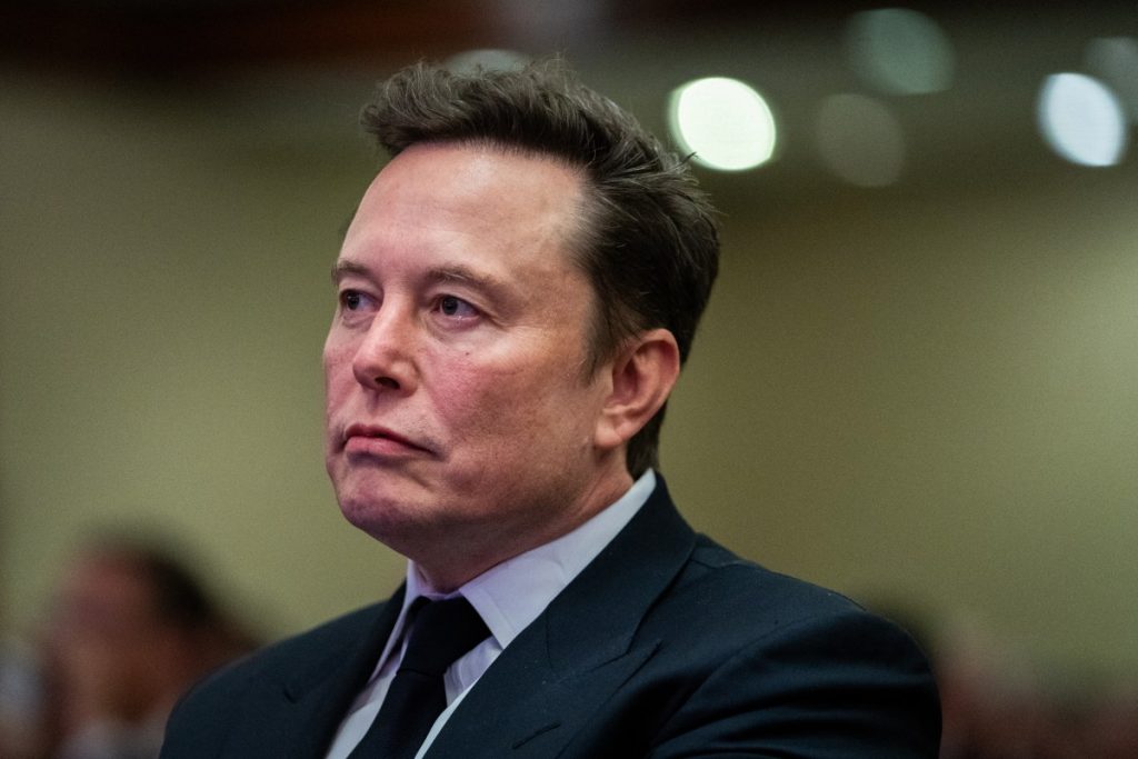 Elon Musk’s X dilaporkan bangkit kembali ke penilaian $ 44 miliar