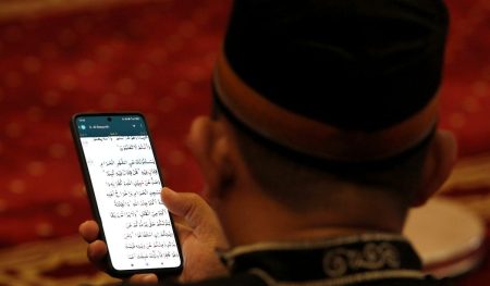 114 Surat Dalam al-Quran Dan Arti Serta Jumlah Ayat