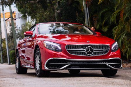 2017 Mercedes-Maybach S650 Cabriolet dengan edisi terbatas Maybach Bagasi untuk dijual