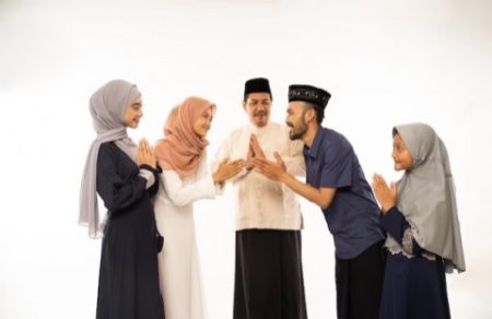 4 Cara Tepat Mengajarkan Makna Lebaran 2025 Kepada Anak-Anak