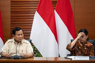 Airlangga Dan Sri Mulyani Kompak Bantah Mundur Dari Kabinet