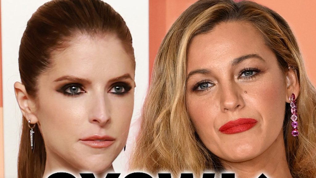 Anna Kendrick tampaknya menaungi Blake Lively at South by Southwest Premiere of Film