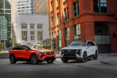 Cadillac Optiq EV dan Cadillac Escalade IQ menjadi besar pada teknologi, kemewahan, dan harga