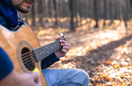 Chord Menepi Belajar Gitar Delangan Lagu Favorit Anda