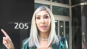 Farrah Abraham menggoda pelawak ‘SNL’ besar akan menghadiri debutnya