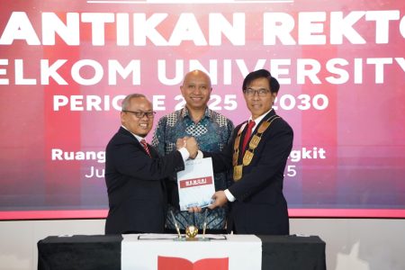 Guru Besar AI, Prof Suyanto Dilantik Jadi Rektor Telkom University 2025-2030