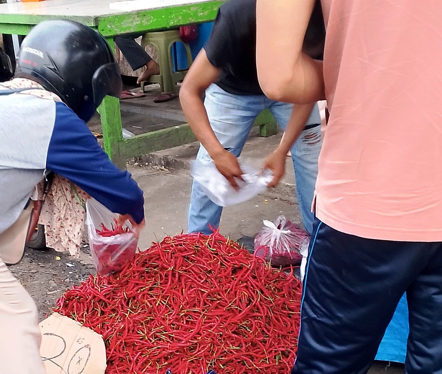 HARGA CABAI KERITING DI BENGKULU, TURUN JADI RP50 Ribu per kilogram