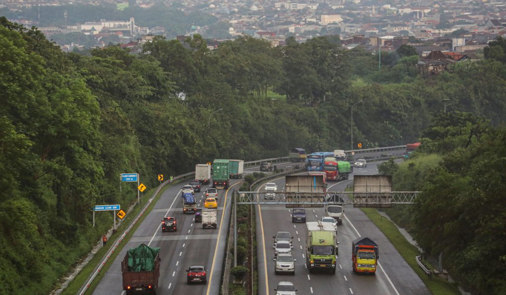 Importir minta dilibatkan koordinasi pelarangan truk sumbu 3 saat lebaran