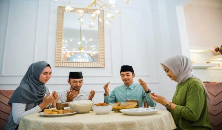 JADWAL BUKA PUASA WILATUAH BANDUNG DAN SEKITARYA, RABU 12 MARET 2025